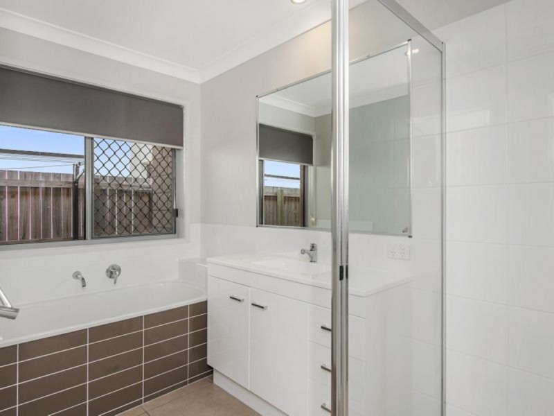 10 Helena Street, Ormeau Hills QLD 4208