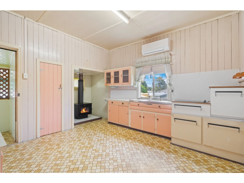 16 Muchow Street, Beenleigh QLD 4207