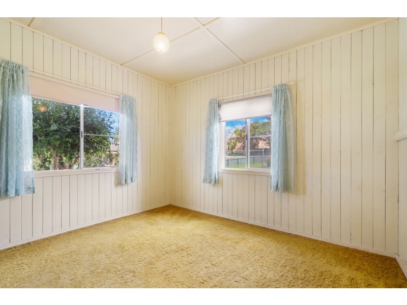 16 Muchow Street, Beenleigh QLD 4207