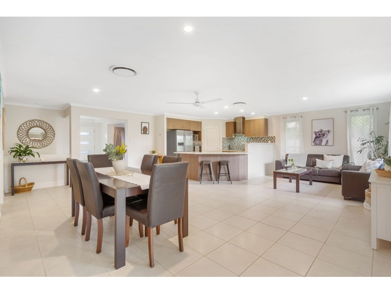 15 Coorabelle Crescent, Ormeau QLD 4208