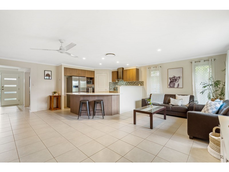 15 Coorabelle Crescent, Ormeau QLD 4208