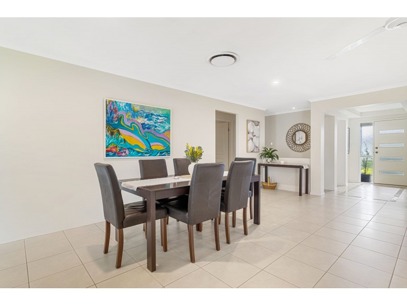 15 Coorabelle Crescent, Ormeau QLD 4208