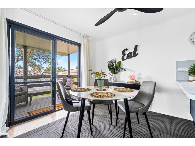 2 Poplar Crescent, Stapylton QLD 4207