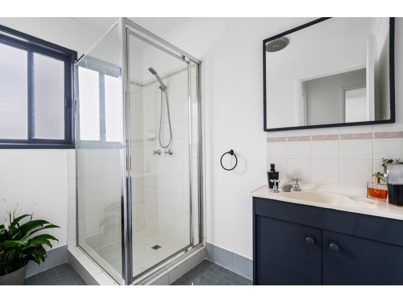 2 Poplar Crescent, Stapylton QLD 4207