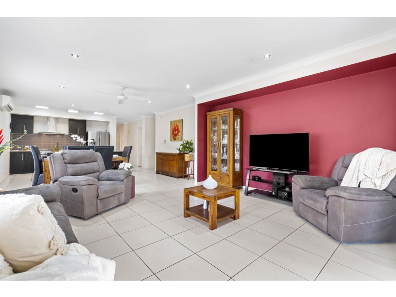 28 Daylesford Circuit, Ormeau QLD 4208