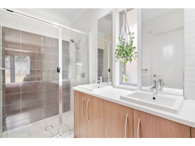 28 Daylesford Circuit, Ormeau QLD 4208