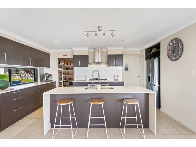 8 Appadene Street, Ormeau QLD 4208