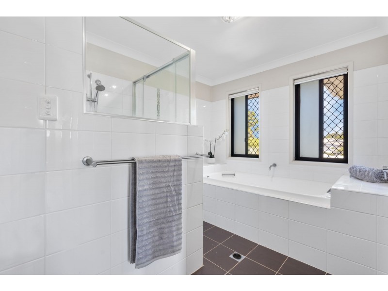 8 Appadene Street, Ormeau QLD 4208