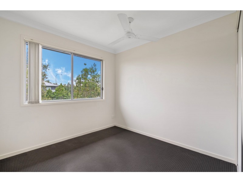 8/2 Bundy Court, Pimpama QLD 4209