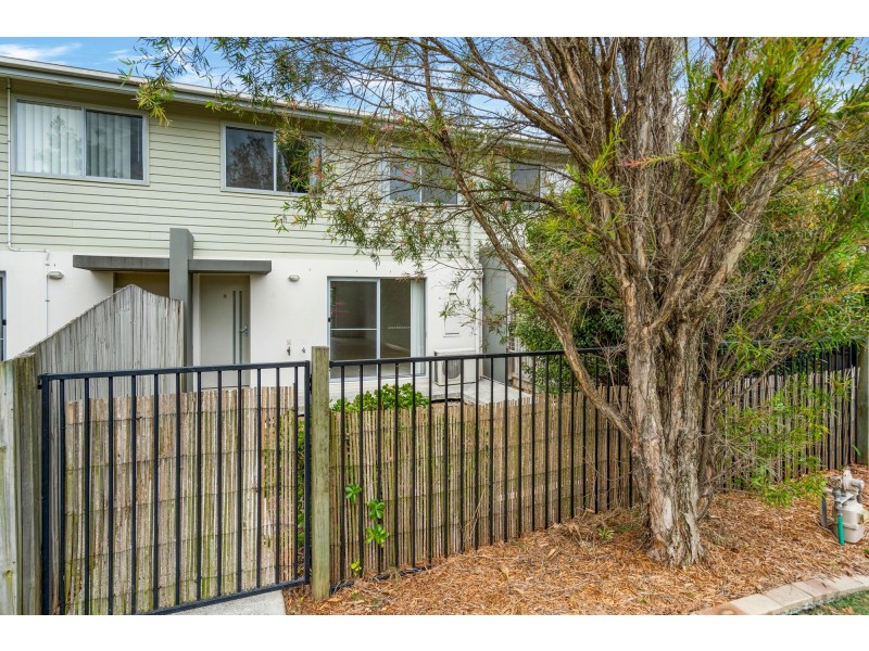 8/2 Bundy Court, Pimpama QLD 4209