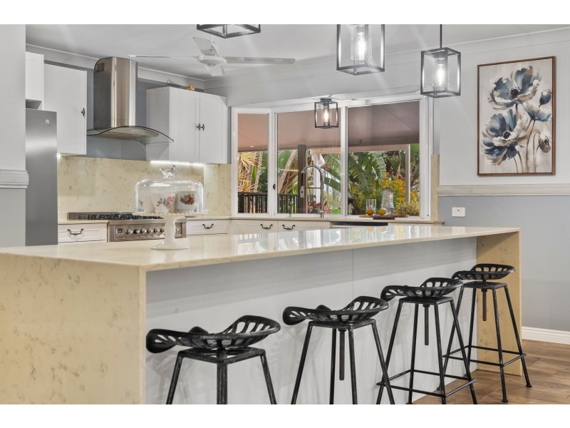 70 Barrenjoey Drive, Ormeau Hills QLD 4208