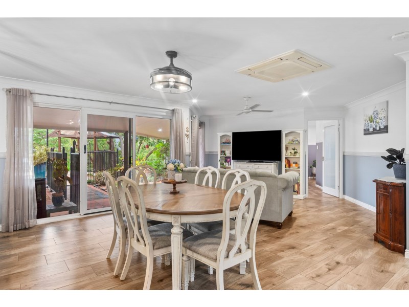 70 Barrenjoey Drive, Ormeau Hills QLD 4208