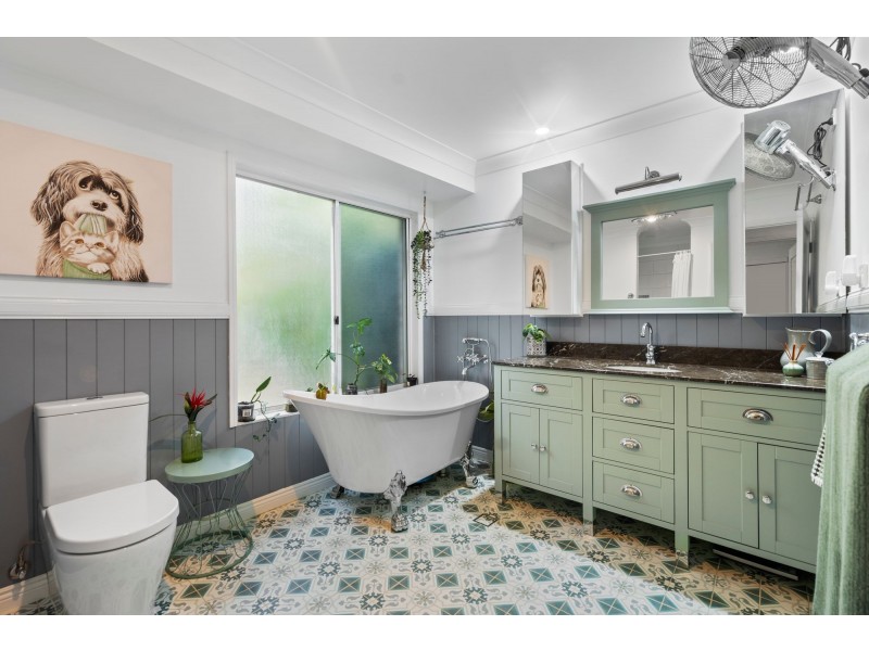 70 Barrenjoey Drive, Ormeau Hills QLD 4208