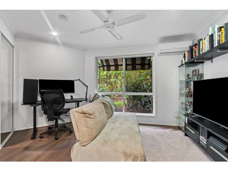 70 Barrenjoey Drive, Ormeau Hills QLD 4208