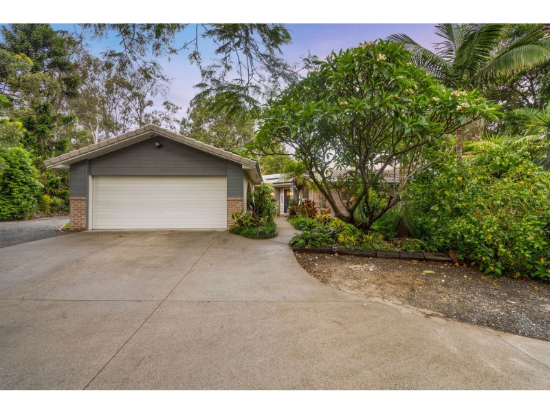 70 Barrenjoey Drive, Ormeau Hills QLD 4208