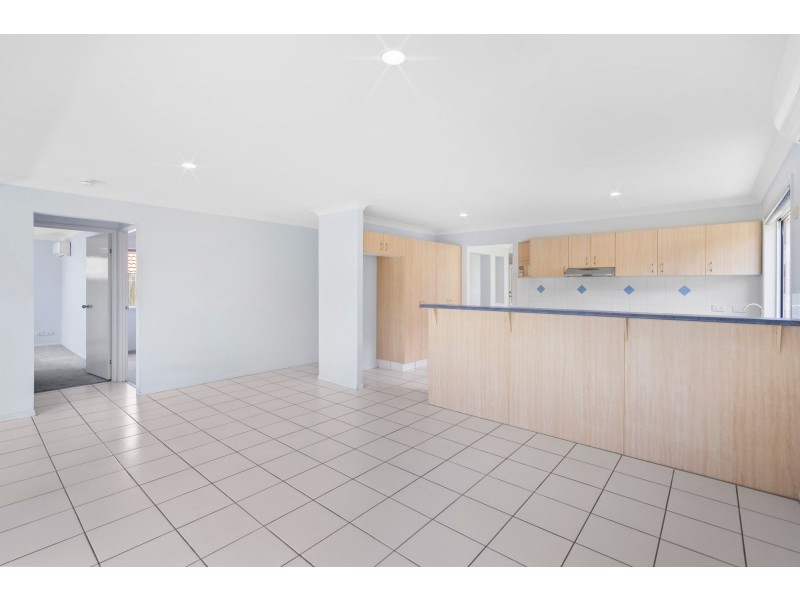 8 Ferncliffe Street, Upper Coomera QLD 4209