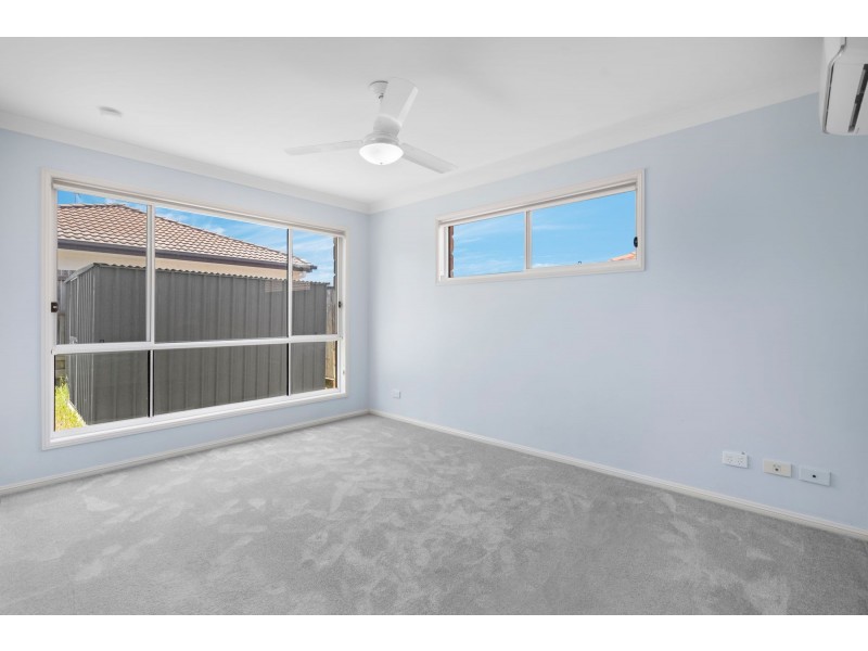 8 Ferncliffe Street, Upper Coomera QLD 4209