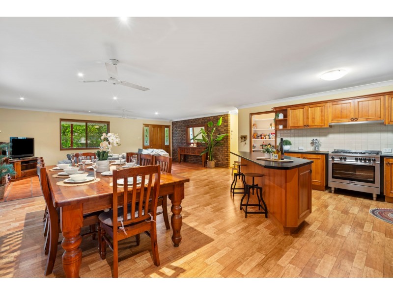 16 Westray Court, Eagleby QLD 4207