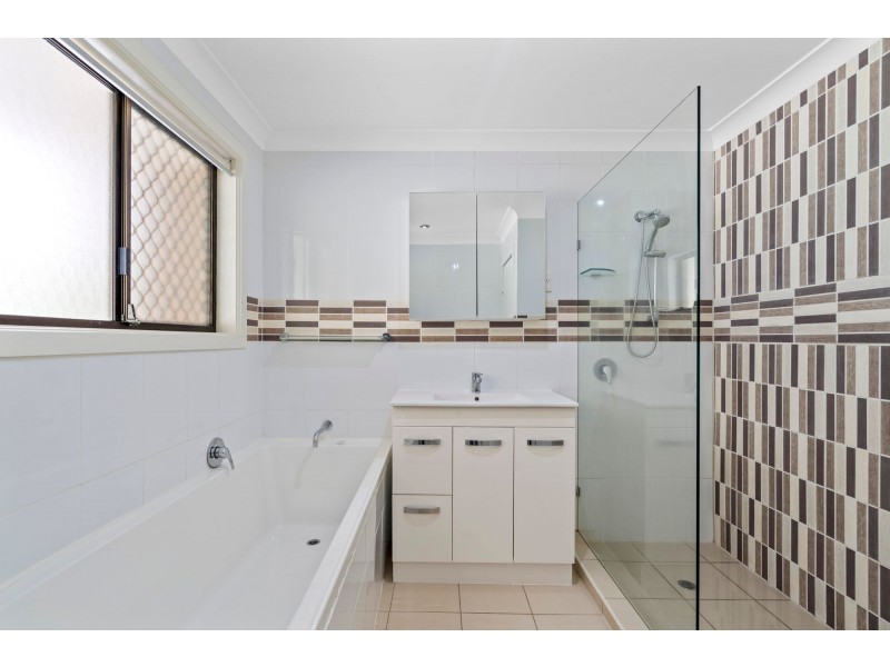 3 Edwards Place, Ormeau QLD 4208