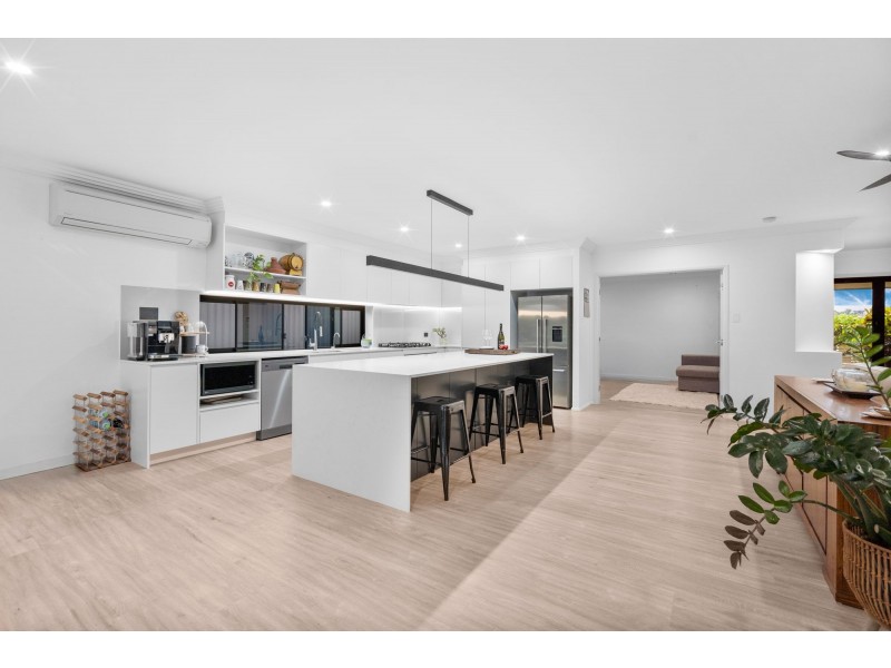 77 Ormeau Ridge Road, Ormeau Hills QLD 4208