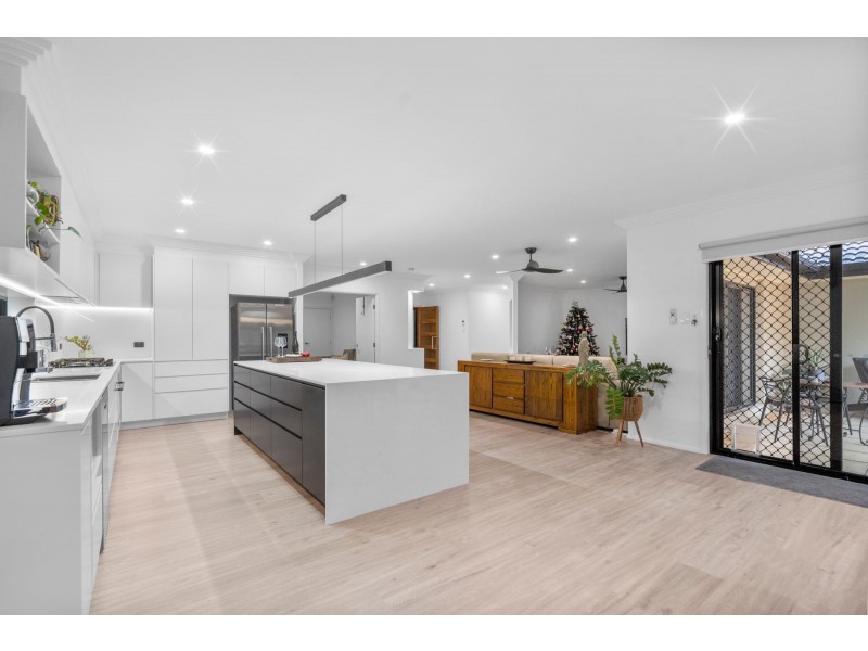 77 Ormeau Ridge Road, Ormeau Hills QLD 4208