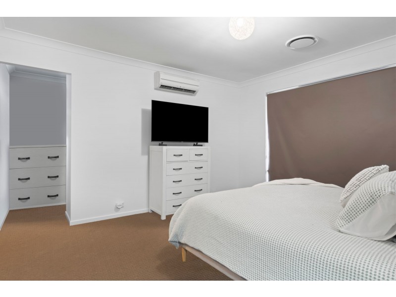 18 Olivevale Street, Ormeau QLD 4208