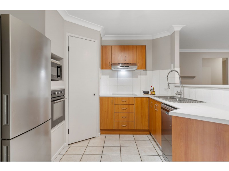 69 Gawain Drive, Ormeau QLD 4208