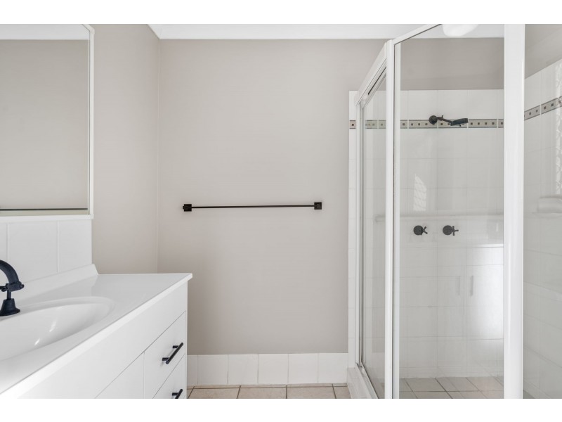 69 Gawain Drive, Ormeau QLD 4208