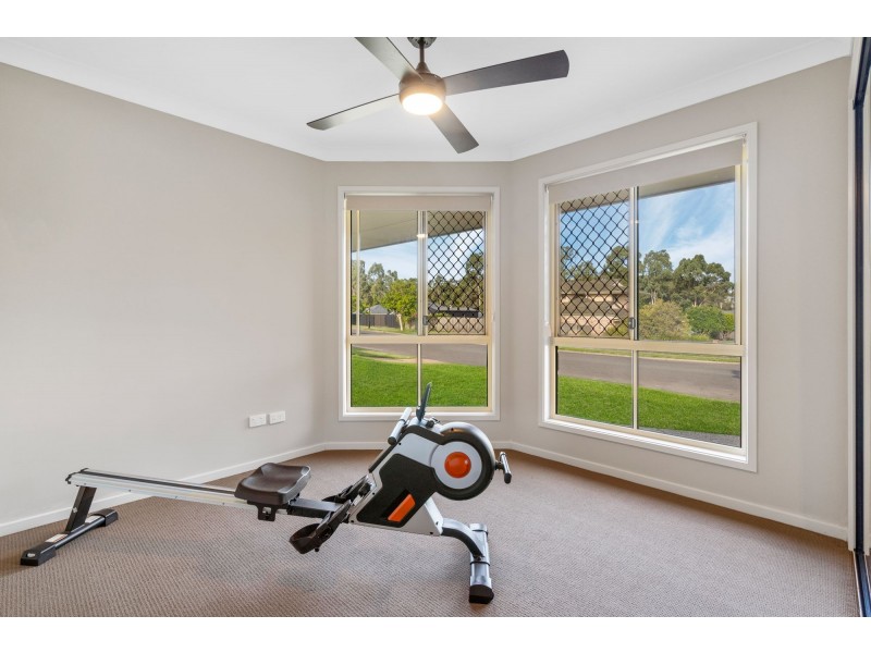 69 Gawain Drive, Ormeau QLD 4208