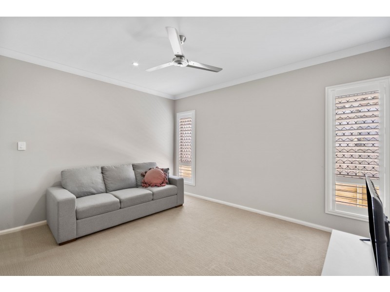 11 Ludlow Crescent, Ormeau Hills QLD 4208