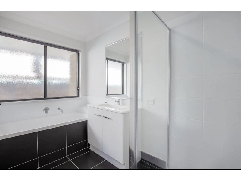 79 Arrowsmith Crescent, Ormeau Hills QLD 4208