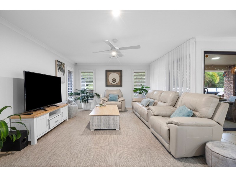 1 Carob Court, Ormeau QLD 4208