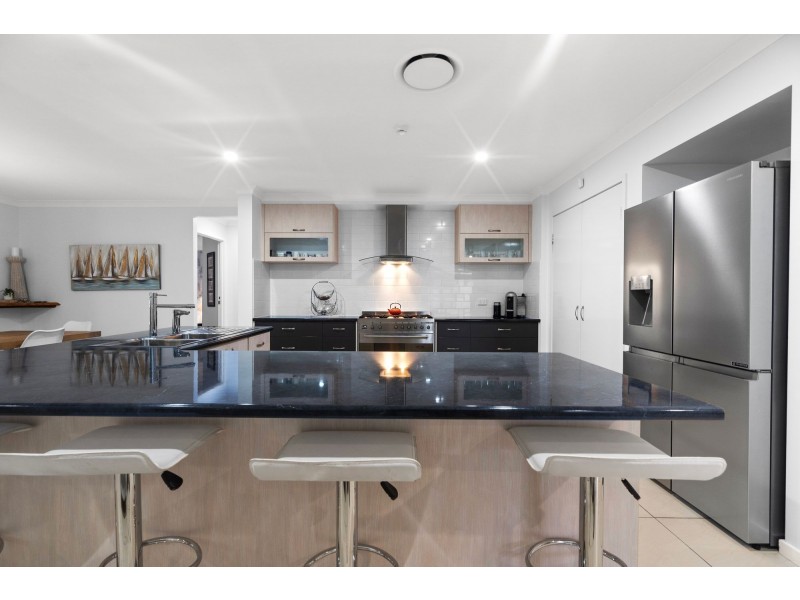 1 Carob Court, Ormeau QLD 4208