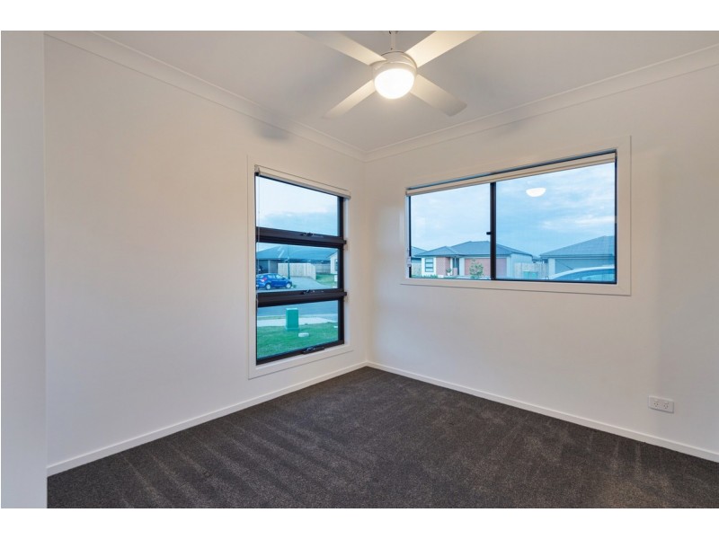 9 Woodland Court, Ormeau QLD 4208