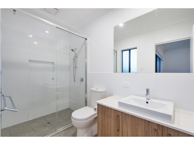 9 Woodland Court, Ormeau QLD 4208