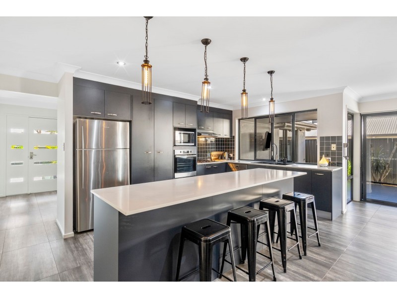 23 Summerlea Crescent, Ormeau QLD 4208