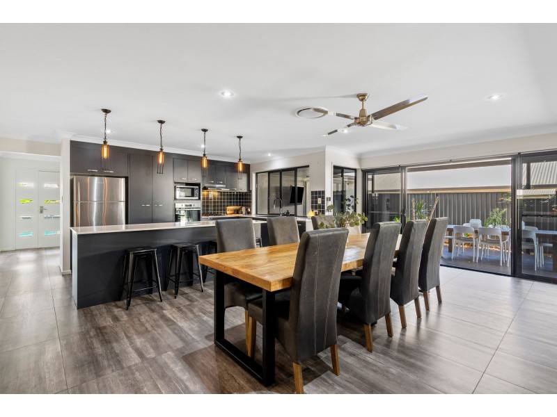 23 Summerlea Crescent, Ormeau QLD 4208