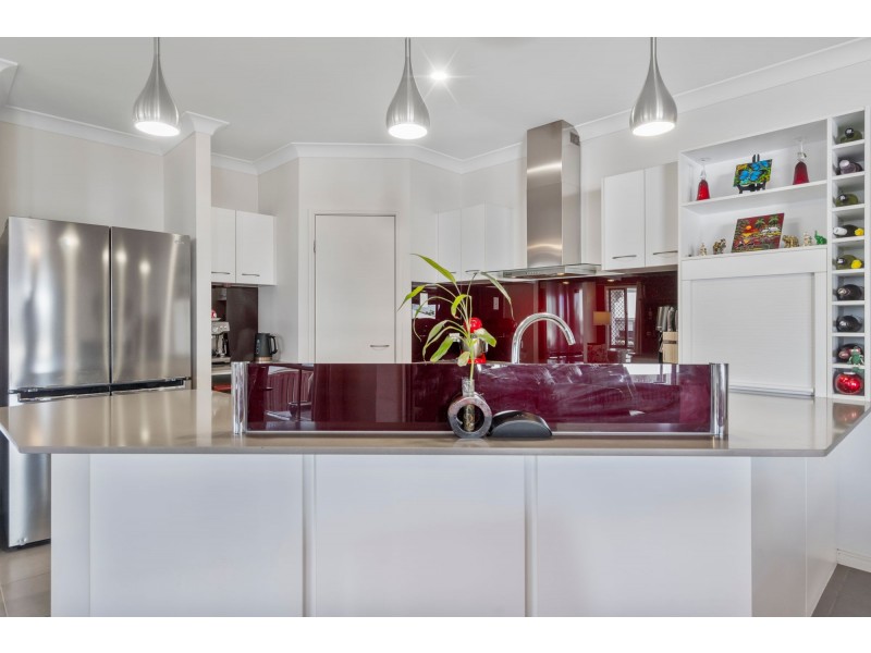 32 Penneshaw Crescent, Ormeau QLD 4208