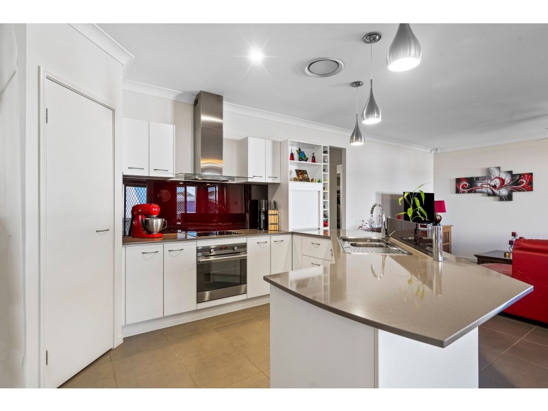32 Penneshaw Crescent, Ormeau QLD 4208