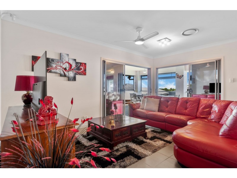 32 Penneshaw Crescent, Ormeau QLD 4208