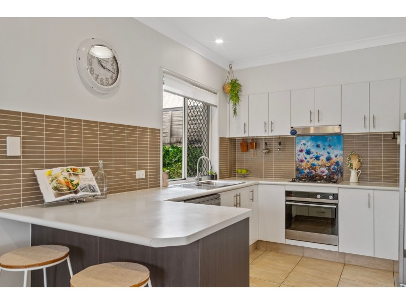 1 Pincally Crescent, Ormeau QLD 4208