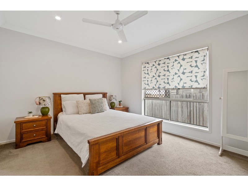 1 Pincally Crescent, Ormeau QLD 4208