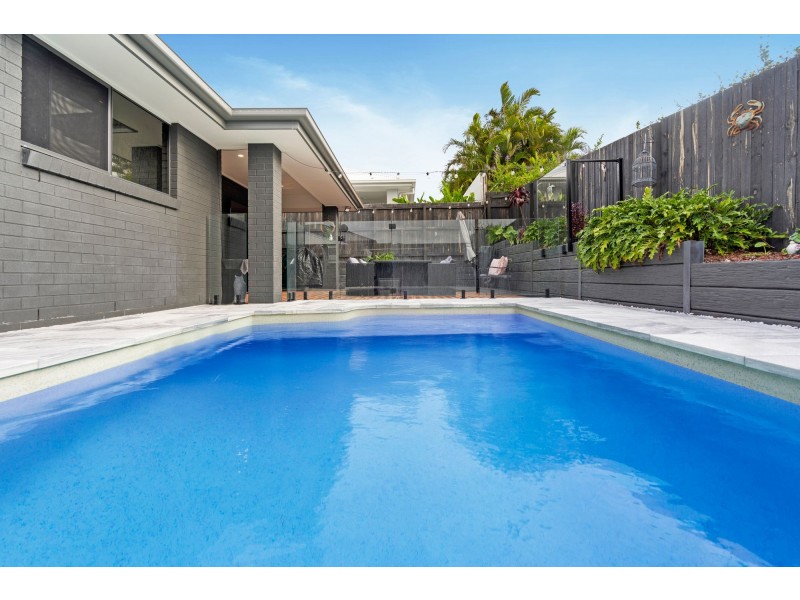 92 Mccreadie Road, Ormeau Hills QLD 4208