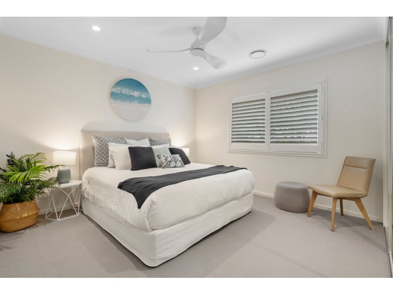 61 Whitsunday Circuit, Pimpama QLD 4209