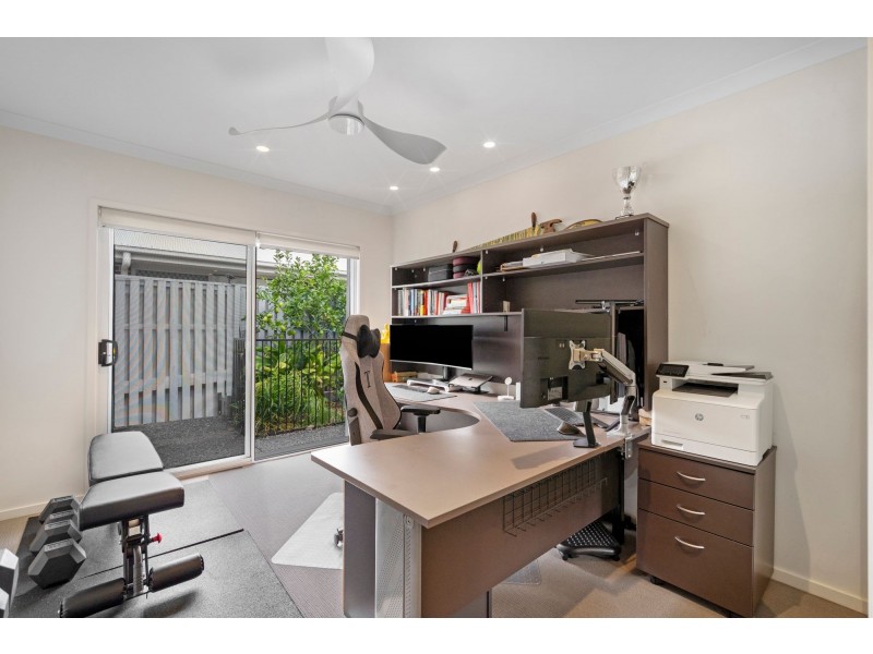61 Whitsunday Circuit, Pimpama QLD 4209