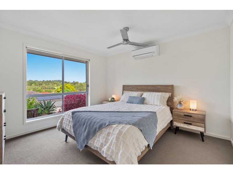 32 Landsdowne Drive, Ormeau Hills QLD 4208