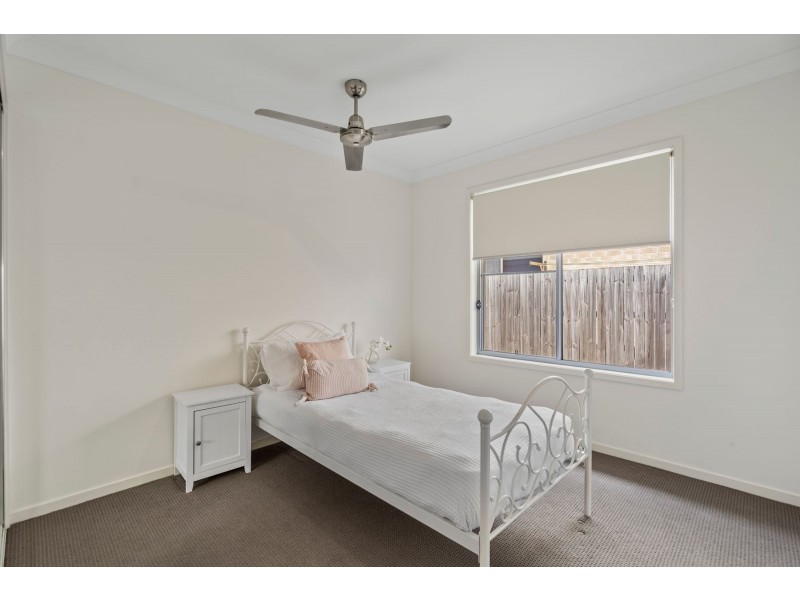 32 Landsdowne Drive, Ormeau Hills QLD 4208