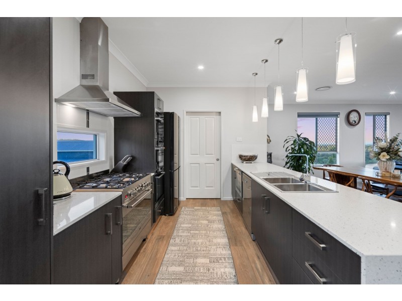 69 Montego Hills Drive, Kingsholme QLD 4208