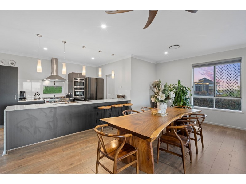 69 Montego Hills Drive, Kingsholme QLD 4208