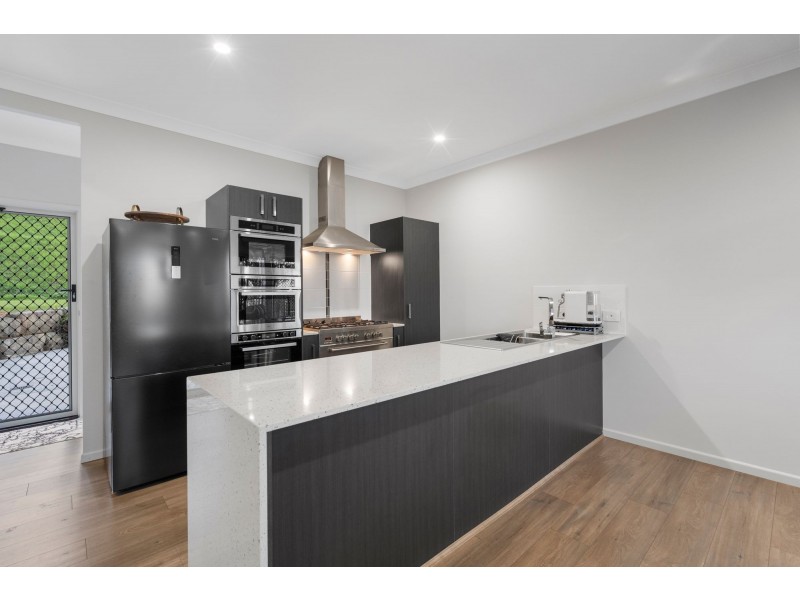 69 Montego Hills Drive, Kingsholme QLD 4208